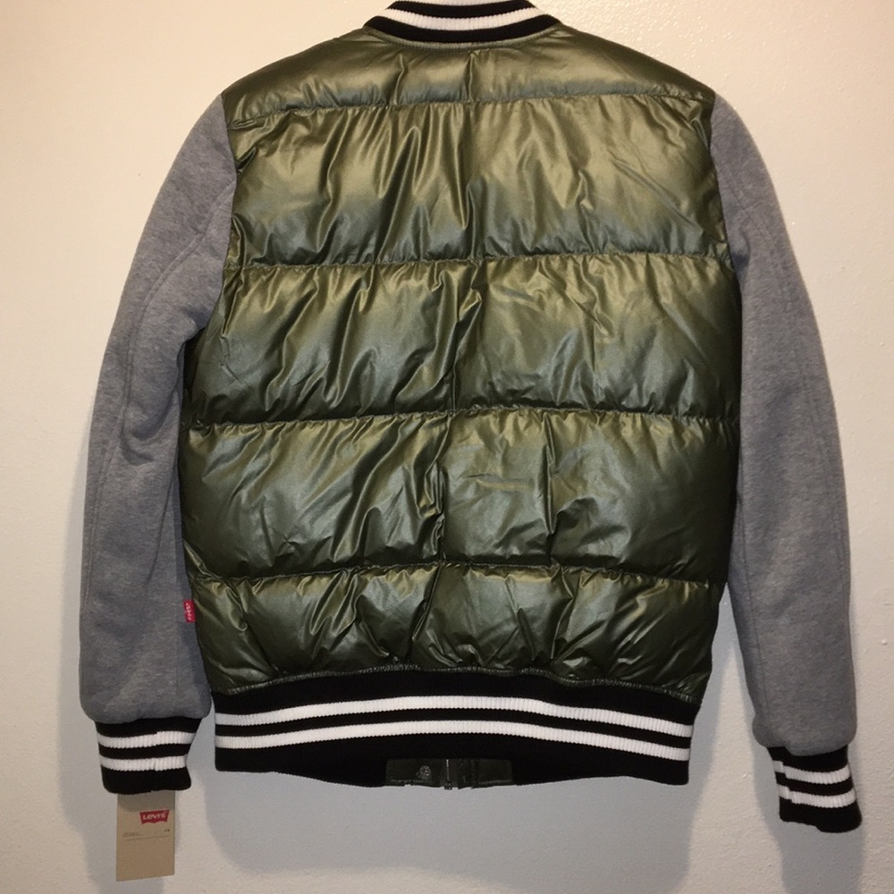NWT Levi's Mix Media Quilted Varsity Bomber Jacket - Picture 3 of 8